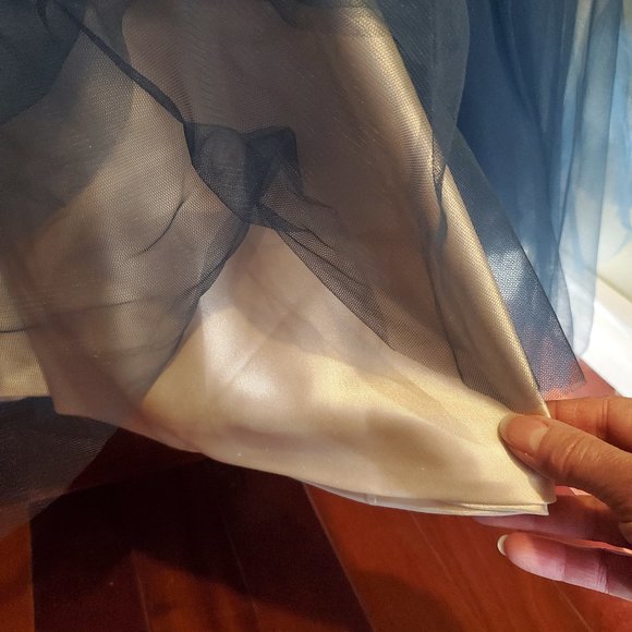 Formal Full Length Dress US 8 - Picture 4 of 6